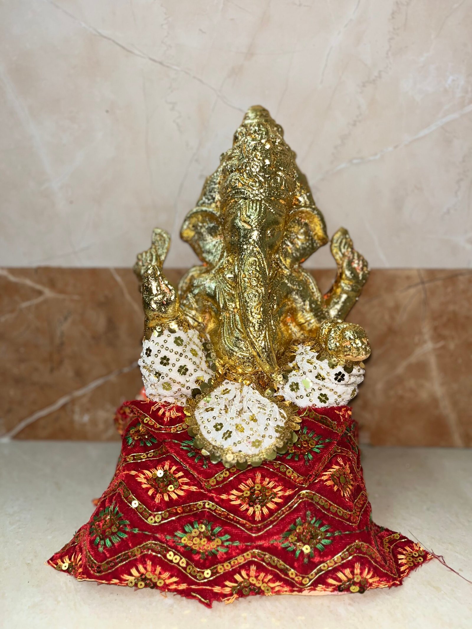 Ganesh murti par gold leaf work full front view - Sumera Warq Jaipur